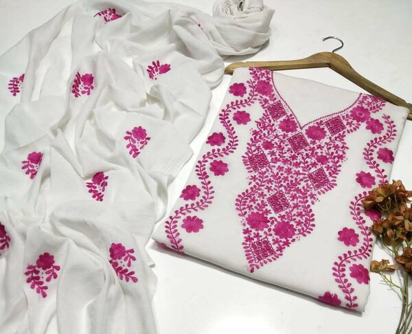 Ladies suit
