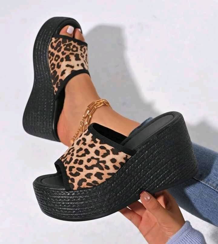 Chaussure montante femme