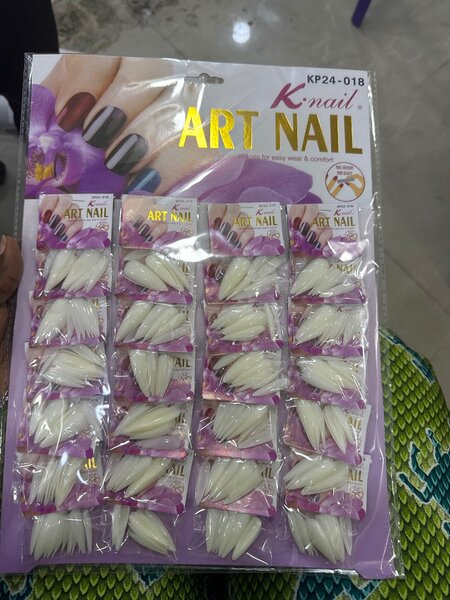 Faut ongles