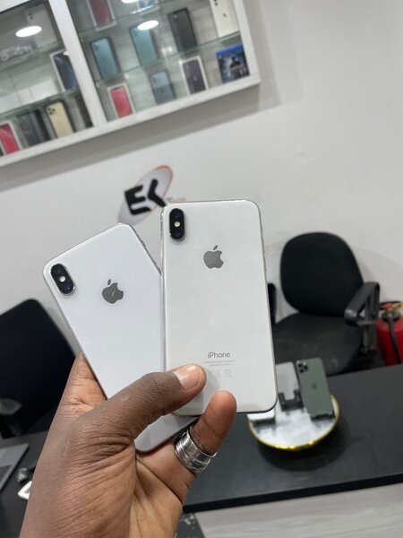 IPHONE X 256 Go & IPHONE X 64 Go