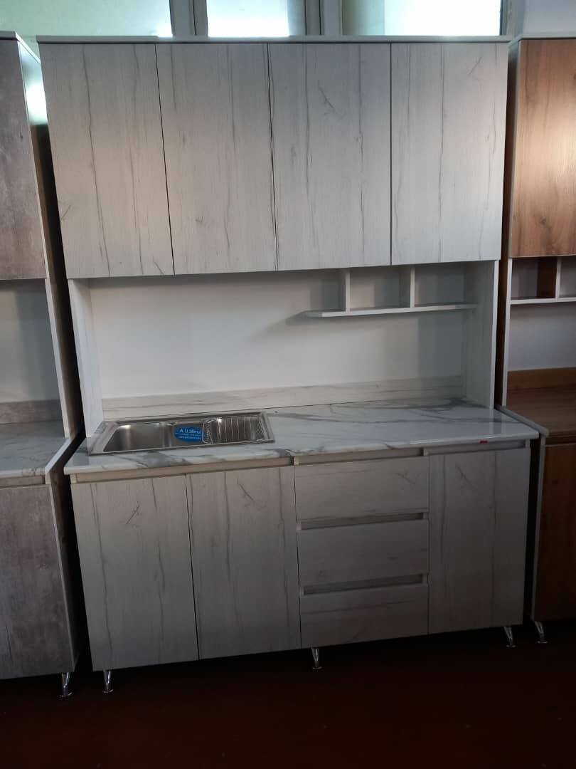 Кухонный буфет