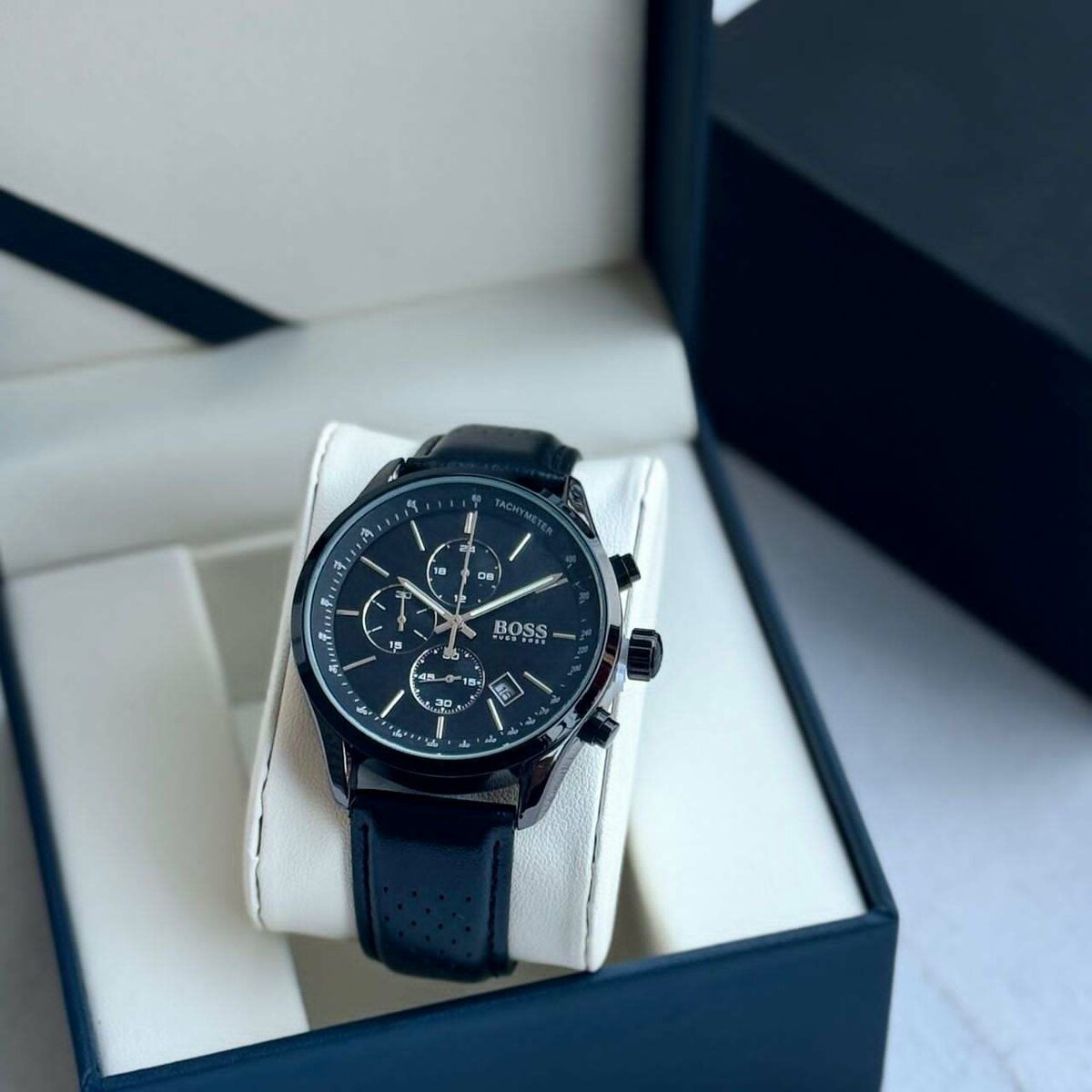 Super quality leather watches