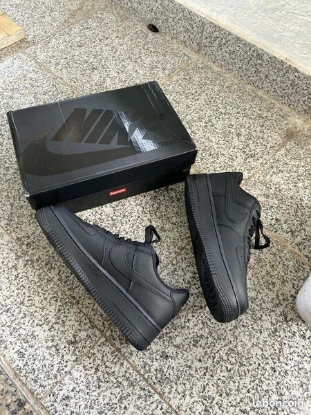 Nike Air Force 1 Noires