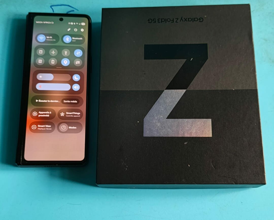 Samsung Galaxy Z Fold3 5G
