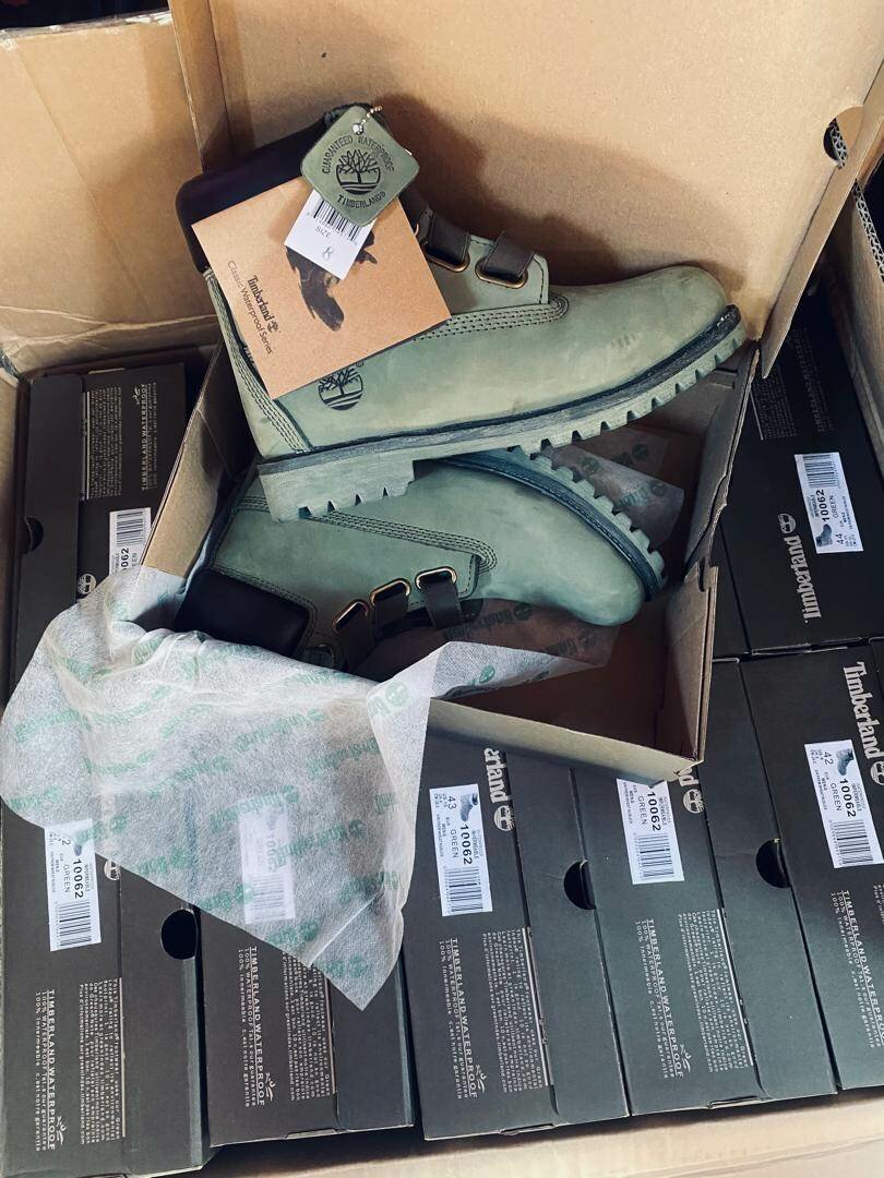 Timberland boots waterproof boxed  0976685526