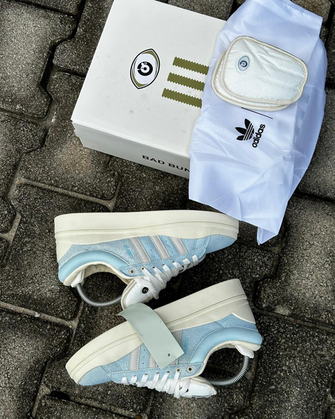 Basket Adidas bleu