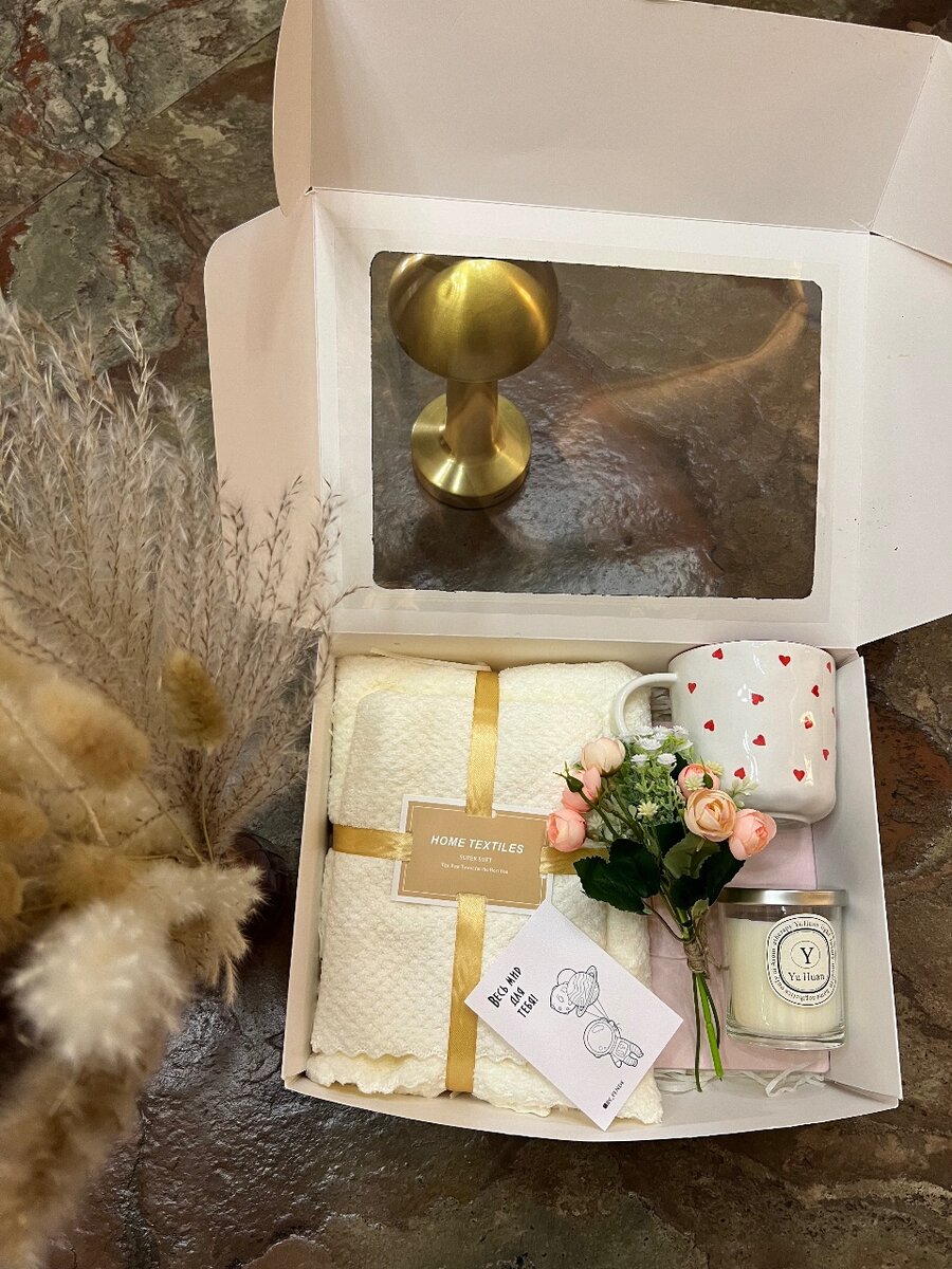 Подарочные боксы ️