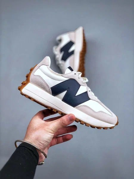 Sneakers tendance blanc et noir