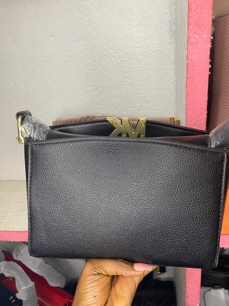 Sac à main en cuir noir élégant MK