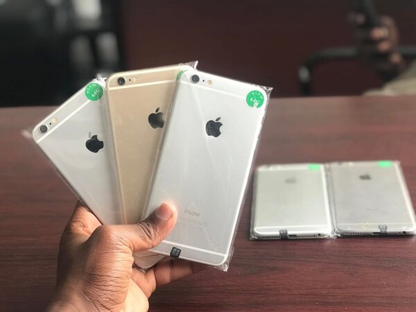 6plus 64GB FULLY FUNCTIONAL