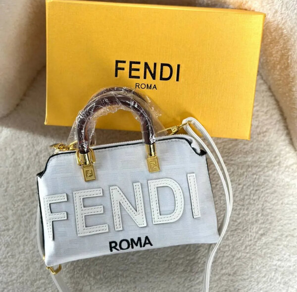 Mini sac bandoulière Fendi