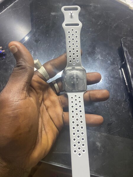 Montre intelligente sportive