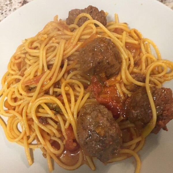 Spaghetti aux boulettes