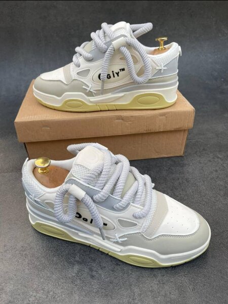 Baskets épaisses tendance