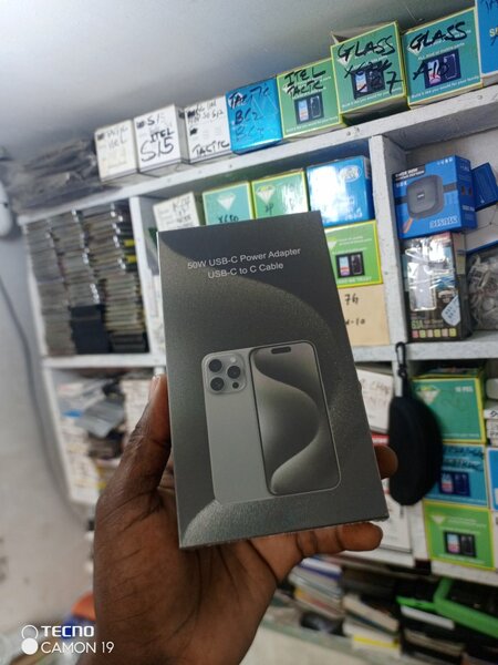 Adaptateur secteur USB-C 50W