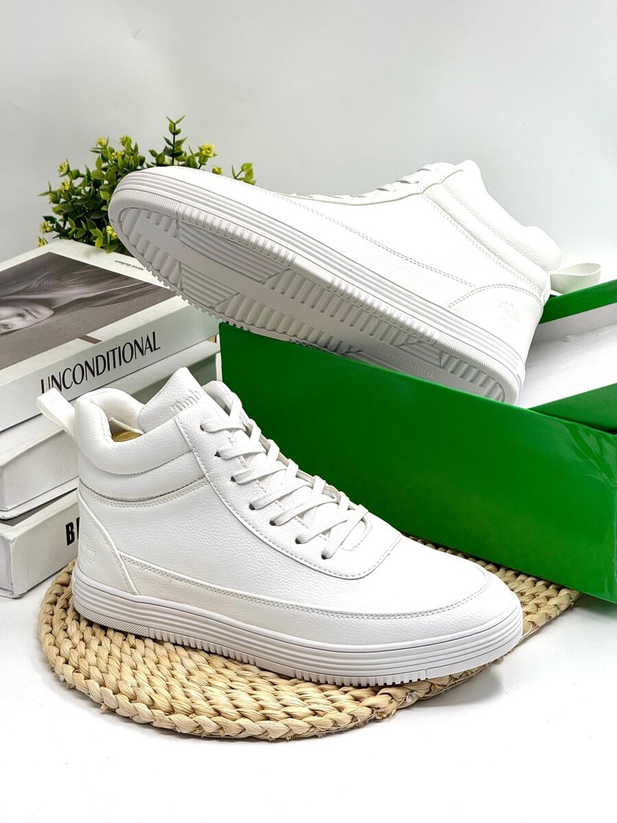 TIMBERLAND ALL WHITE