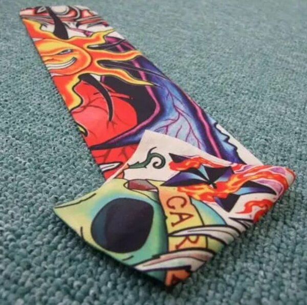 (3.500F - 5.000F) MANCHE DE COMPRESSION à design Tatouage