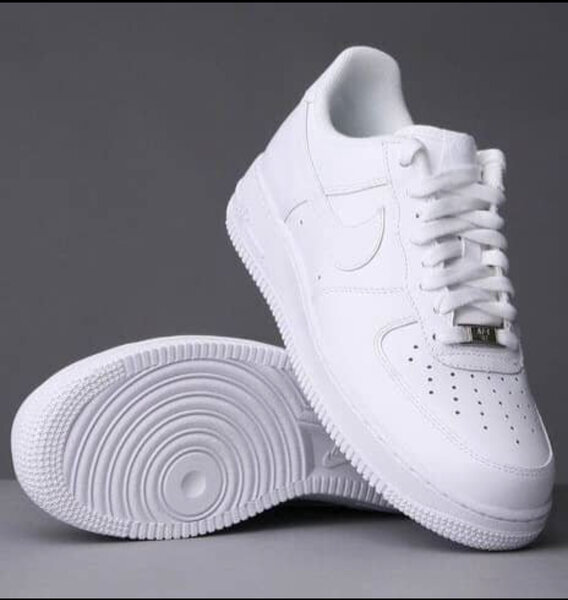 Baskets blanches classiques