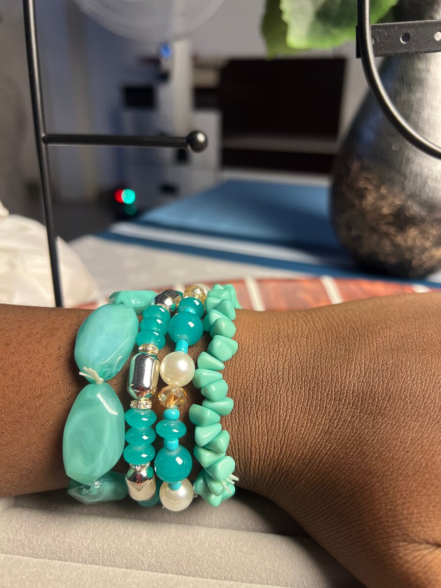 Bracelets en pierres turquoise