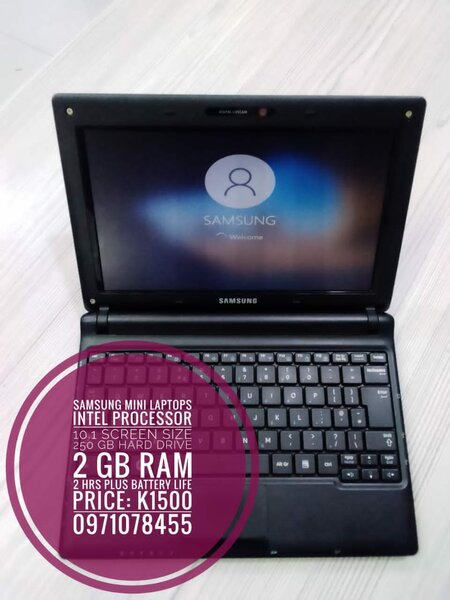 Samsung Mini Laptop
