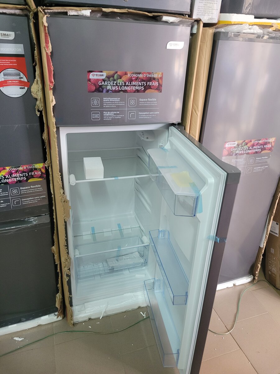 RÉFRIGERATEUR 2 BATTANTS 230 LITRES SMART TECHNOLOGY