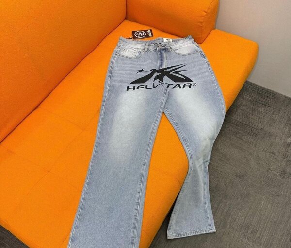 Jeans unisex Hellstar élégants
