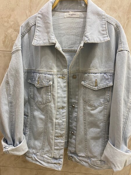 Джинсовая куртка