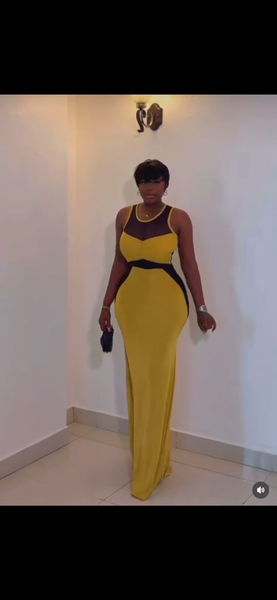 Robe Longue Jaune Élégante