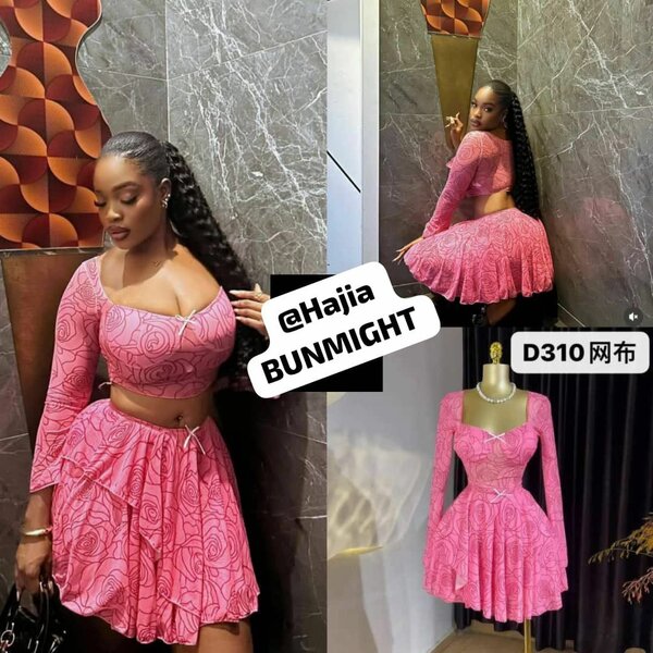 Robe chic rose à motifs