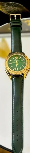 Women's watch with leather bracelet green