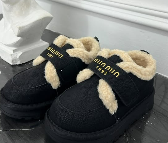 Детские ботинки