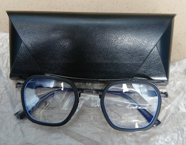 Lunettes anti-lumière bleue