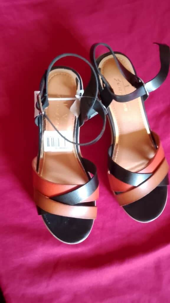 Sandales à talons élégantes