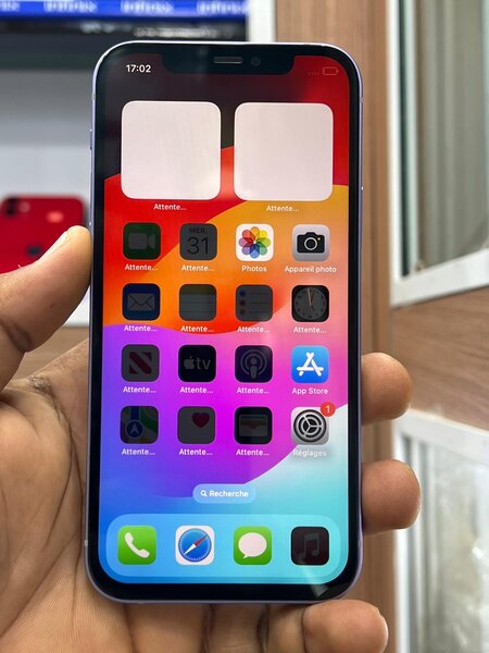 iPhone 12 simple