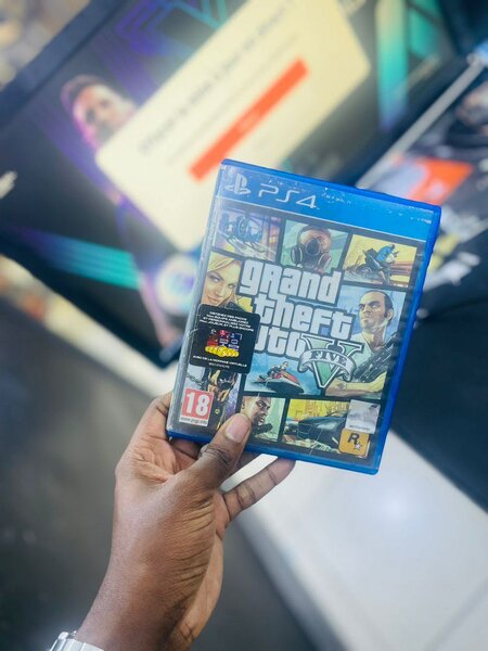 PS4 Slim