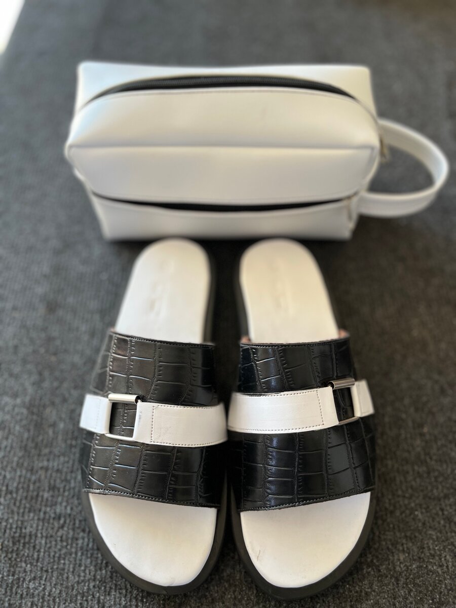 Sandales élégantes avec pochette