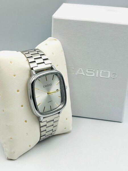 Montre Casio Quartz Élégante