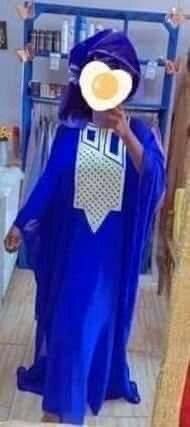 Robe caftan bleu élégante