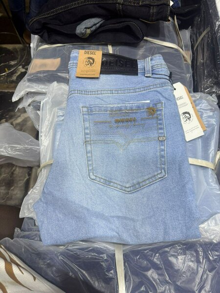 Jeans denim bleu pour homme