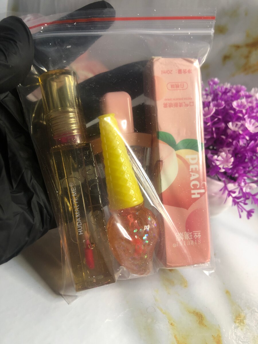 brillants à lèvres ,spray bucc