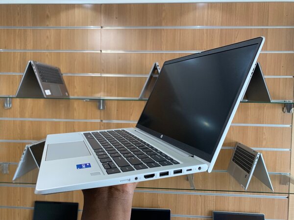 HP PROBOOK 640 G8