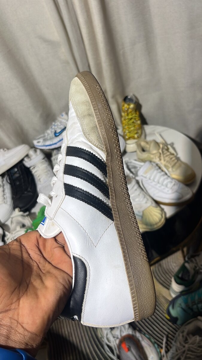 Chaussures blanches de sport homme