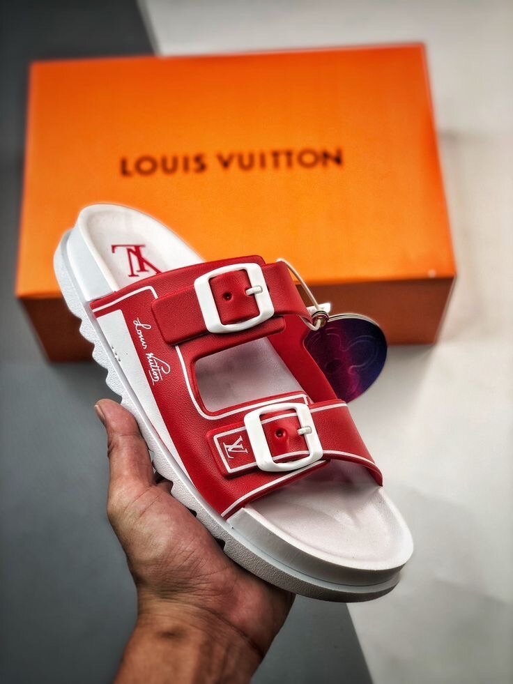 Sandal LV