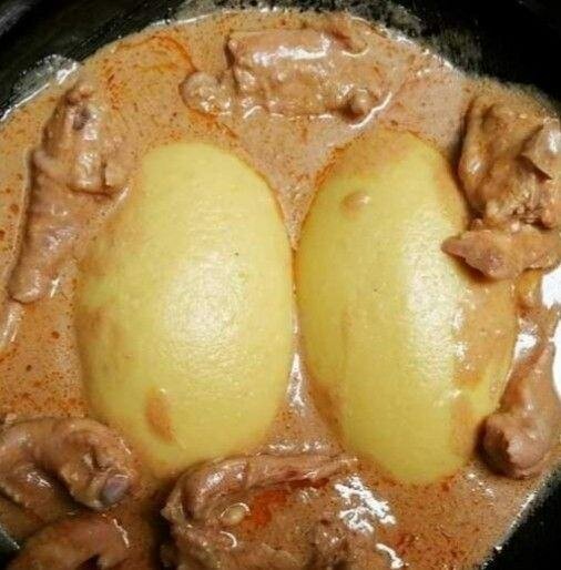 Foutou et Sauce Arachide