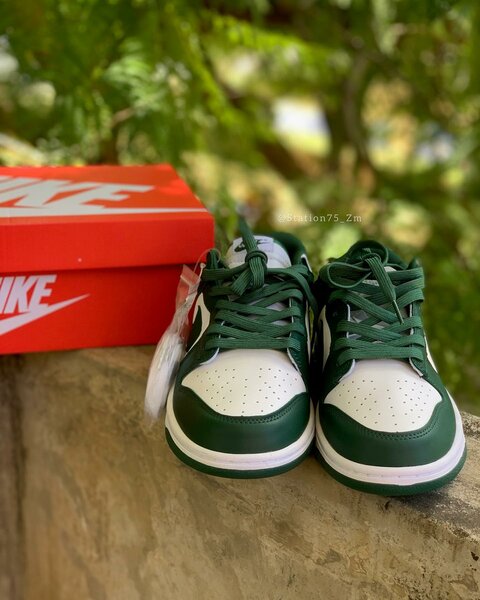 Nike Sb Dunks Low Varsity Green
