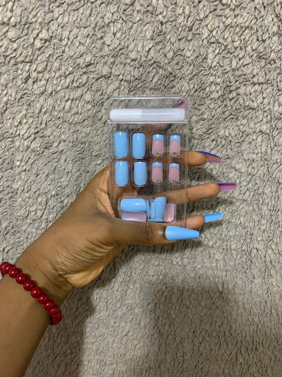 Faux ongles