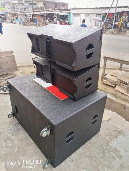 Enceintes de sonorisation professionnelles