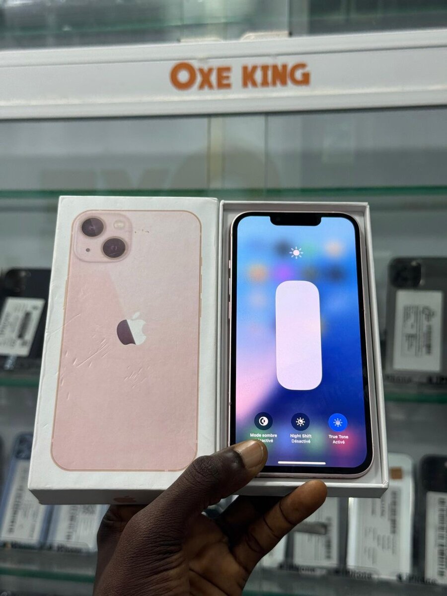 iPhone 13 128go quasi neuf