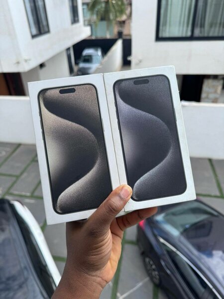 IPHONE 15 PRO MAX 256GB IN BOX
