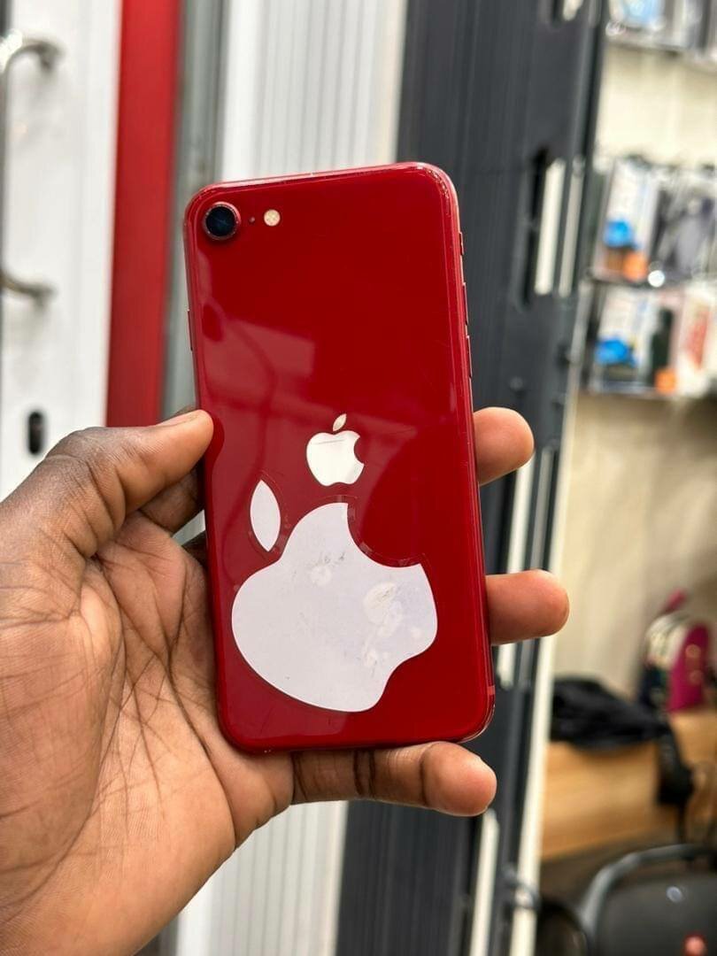 Smartphone Apple Rouge